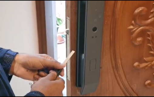Smart Lock Mechanic Chattogram